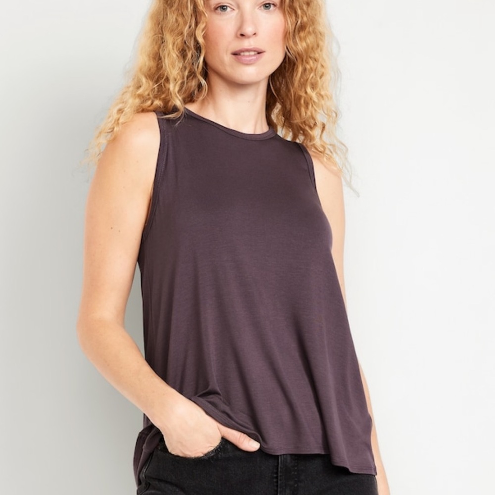 Xxl tall OLD NAVY tank. BRAND NEW IN PACKAGING